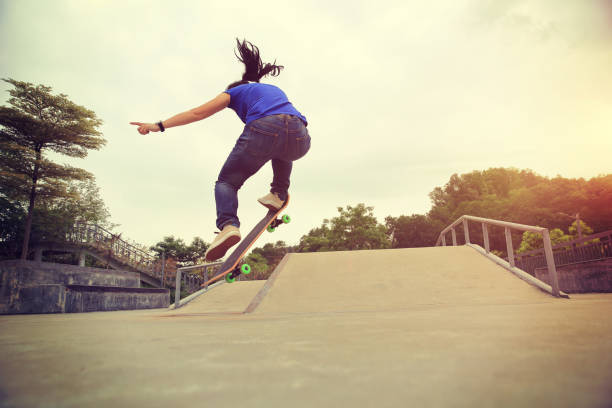 istock young skateboarder skateboarding at skatepark 639533298
