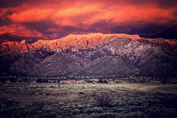 istock Snow Dusted Sandia Mountains at Magic Hour 639539798