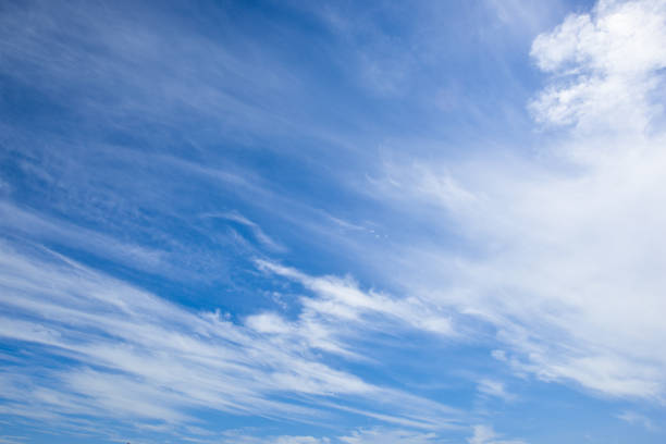 istock beautiful cloud flowing in the blue sky 639546622