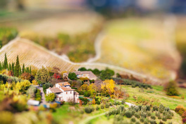 istock Panoramic view from San Gimignano in autumn, Tuscany 639556808
