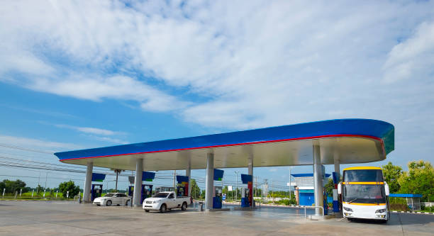 istock Gas station with clear sky 639569966