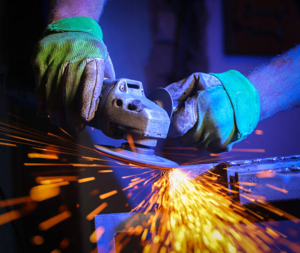 istock metal sawing close up 639571118