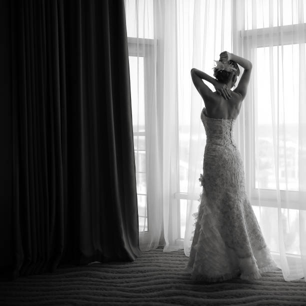 istock Black and white wedding picture. 639574410