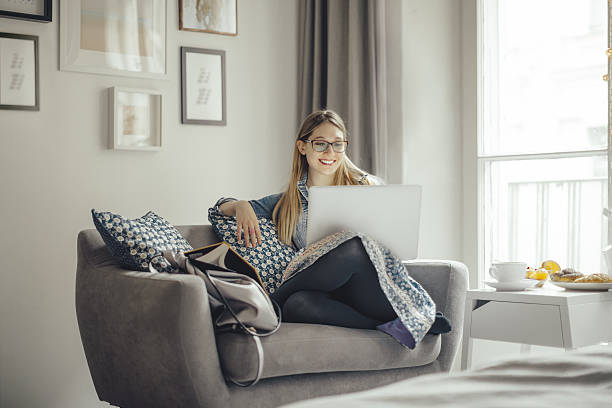 istock Young woman at home 639581916