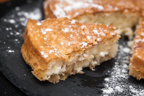 istock homemade appetizing Apple pie 639598694