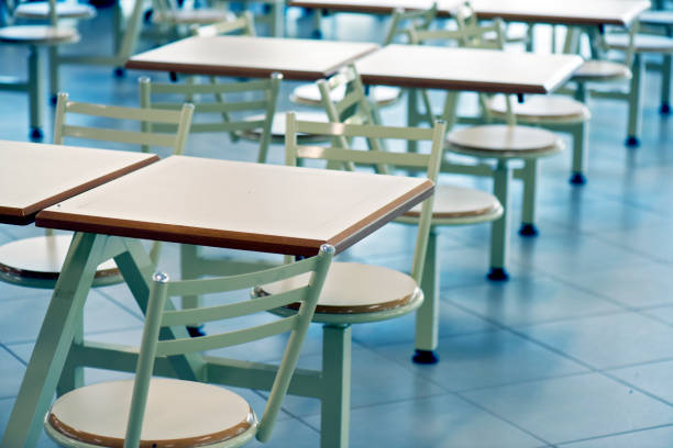 istock Empty restaurant of employees 639615324