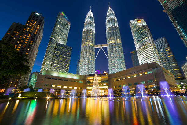 istock Kuala Lumpur Skyline by Symphony Lake at Night 639618722