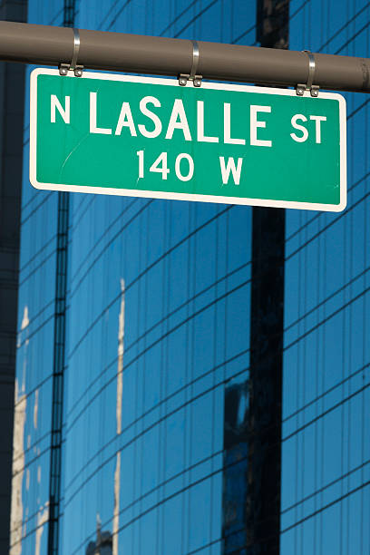 istock Lasalle Street 639625142