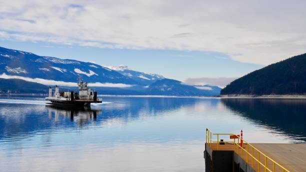 istock Ferry boat on blue lake. 639638654