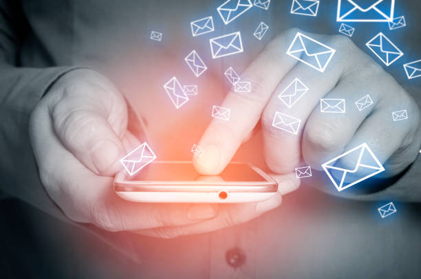 istock Closeup of male hand using smart phone for reading emails. 639638678