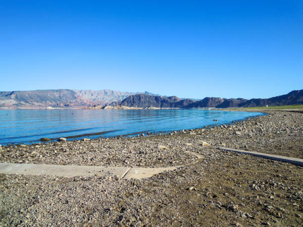 istock Lake Mohave Landscape Nevada - Stock image 639643992
