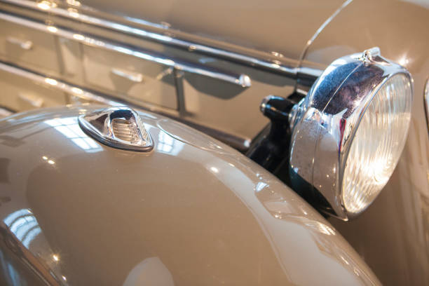 istock Headlight detail on a classic car 639654066
