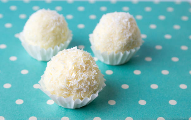 istock Coconut spread round cookies in holders 639656832