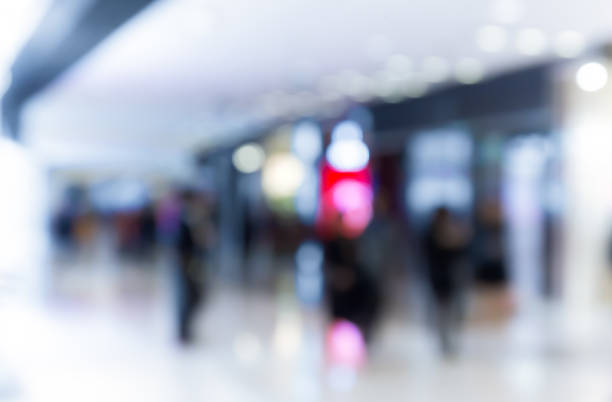 istock blur shopping mall background 639664714