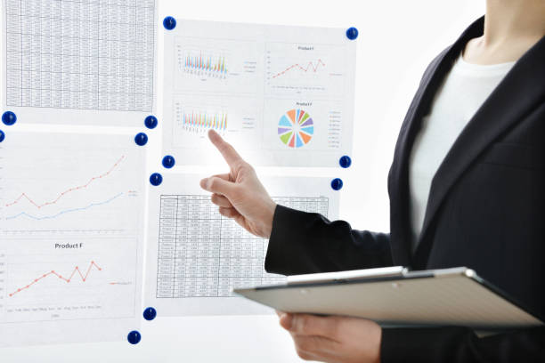 istock Business woman in presentation 639682872