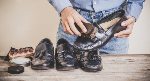 istock Shoes maintenance 639689054