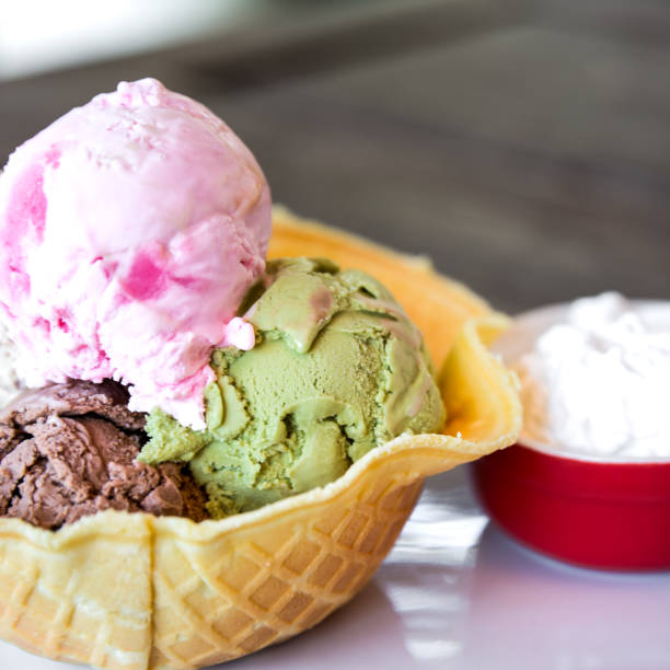 istock Ice cream scoops with wafer bowl 639703140
