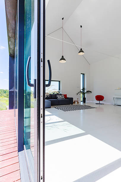 istock Light and spacious living room 639711694