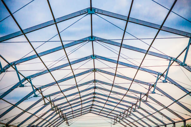 鋼構造 - roof lightweight industry architecture ストックフォトと画�像