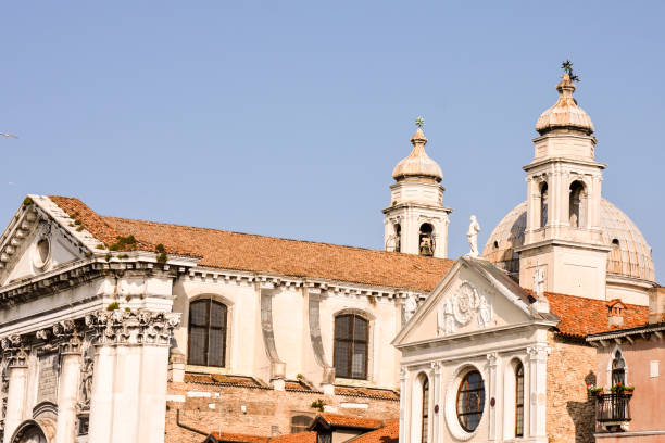 istock Famous Venice Italian City 639733828