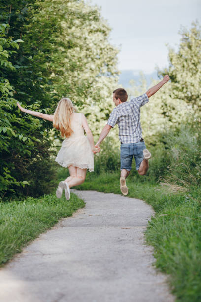 istock couple in love 639748704