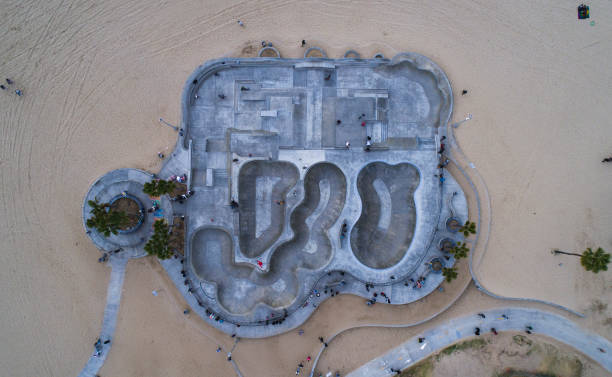 istock Venice Beach Skate Park from Above 639751270