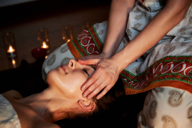 istock Oil relaxing head massage. Relaxation and 639762992