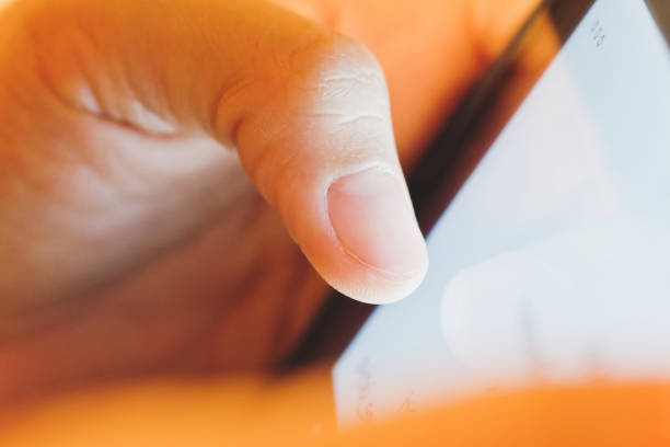 istock social media life 639779912