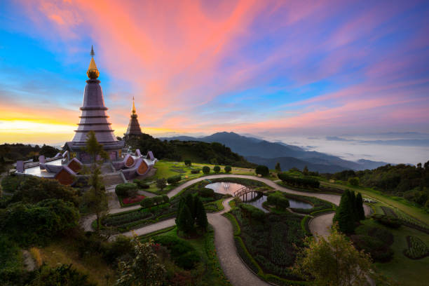 istock The twin pagoda 639785716