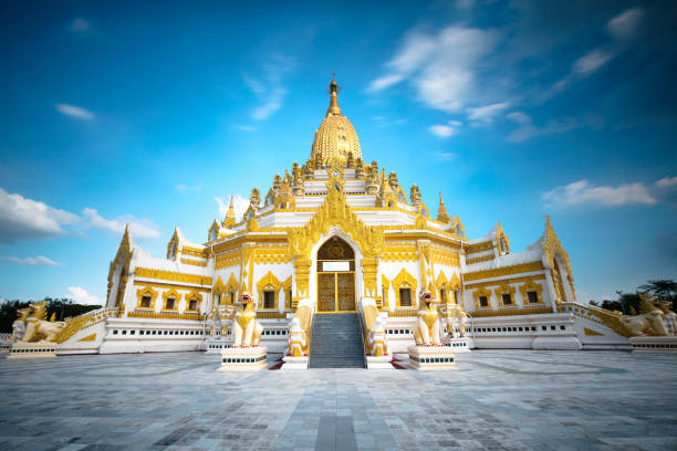 istock Swal Taw Pagoda 639800488