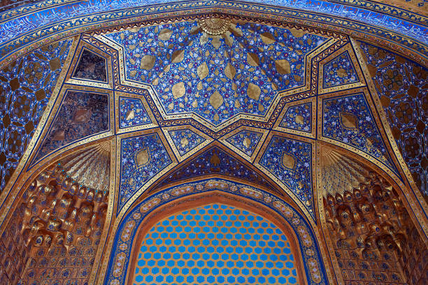 istock Ceiling of Aksaray mausoleum, Samarkand, Uzbekistan 639813854