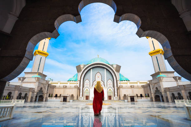 Malaysia Mosque Malaysia Mosque with Muslim pray in Malaysia, Malaysian muslim with mosque religion concept terengganu stock pictures, royalty-free photos & images