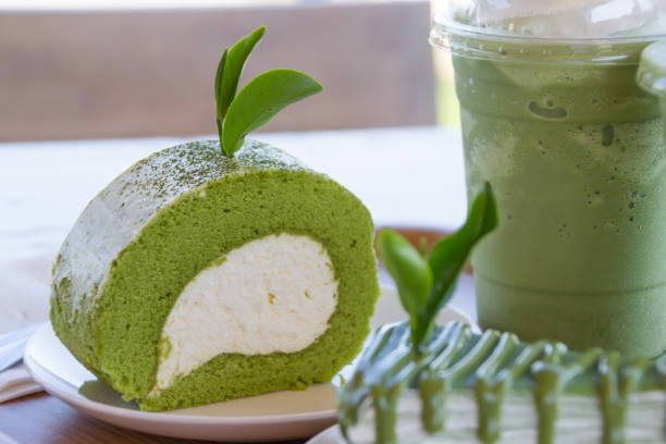 istock Green tea cake roll with matcha green tea 639826290