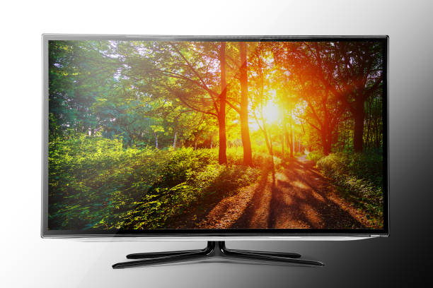 istock 4k monitor isolated on white 639827946