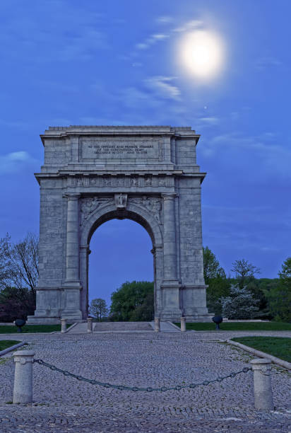 istock Valley Forge National Memorial Arch in Moonlight 639839504