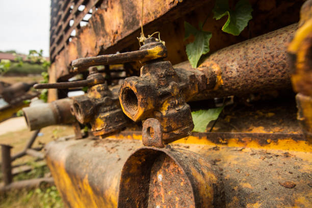 istock Old, obsolete and dirty Old faucet, old abandoned 639842014