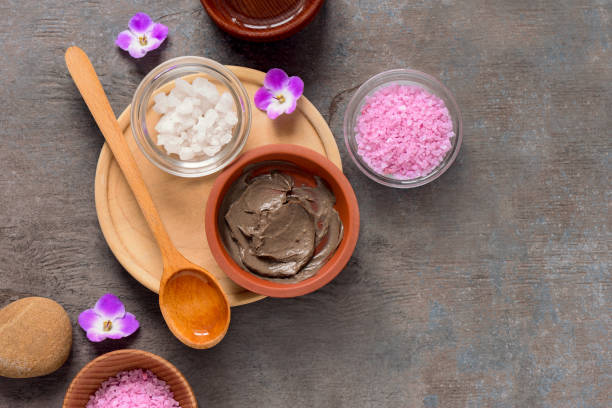 istock Spa composition with dead sea mud and sea salt 639846412