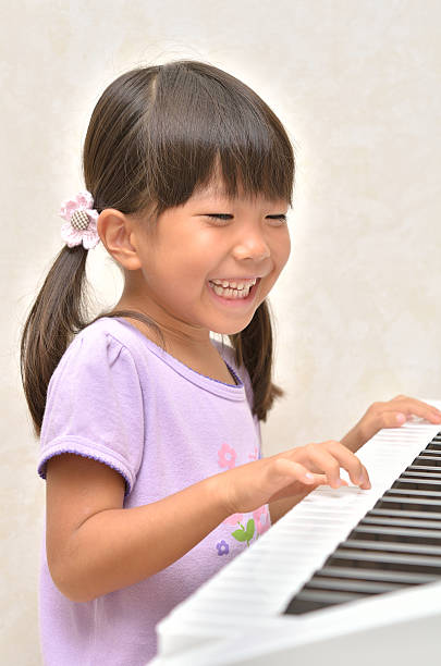 istock Smiling Japanese girl 639852524