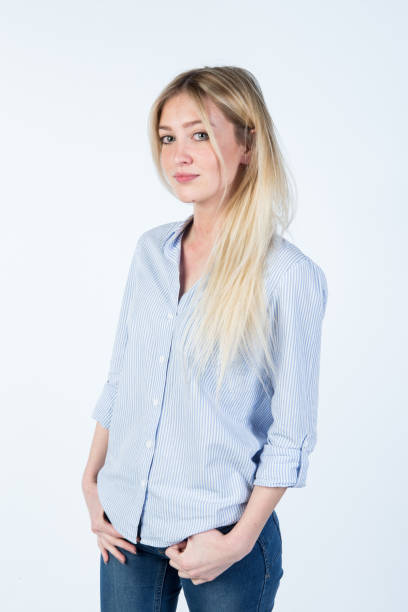 istock Portrait of a beautiful glam model 639858134