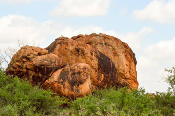 istock Enormous red rock 639861434