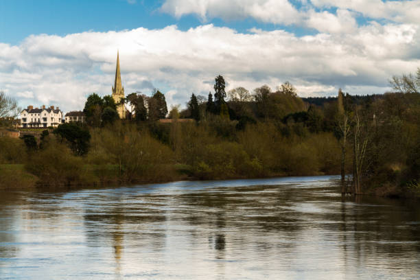 istock Ross on Wye, river in foreground 639864120