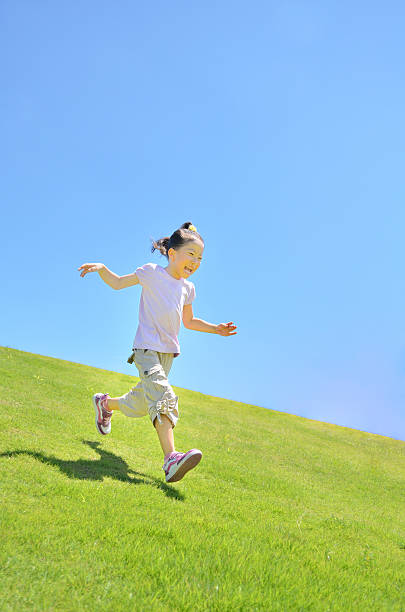 istock Smiling Japanese girl 639871002