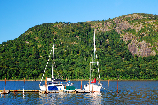 A small marina is perched on the Shores of the Hudson River near Cold Spring, New York