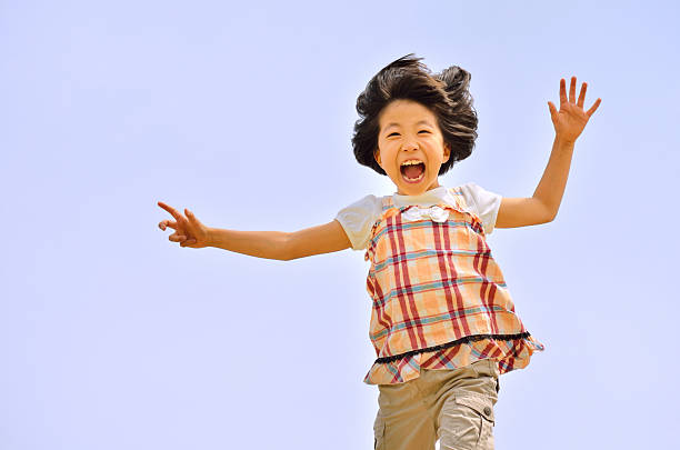 istock Smiling Japanese girl 639897504