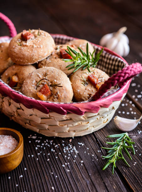 istock Rye flour buns with Schwarzwald ham, garlic, cumin and rosemary 639901542