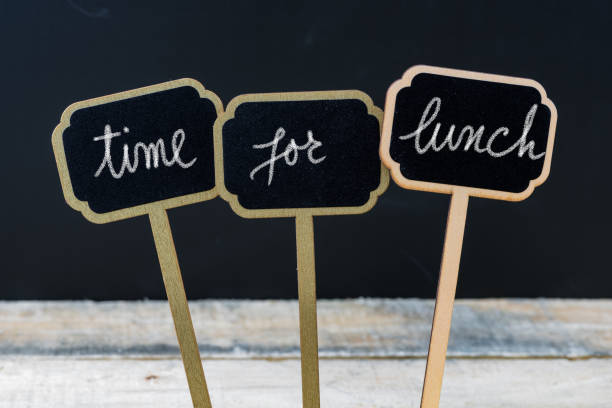 istock Business message TIME FOR LUNCH 639903660