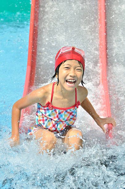 istock Japanese girl swimming 639907052