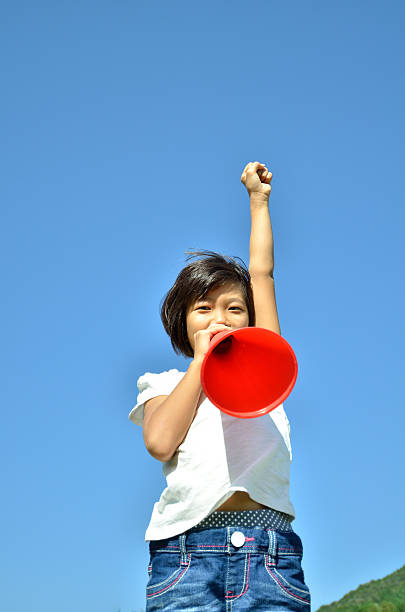 istock Japanese girl with megaphone 639912022
