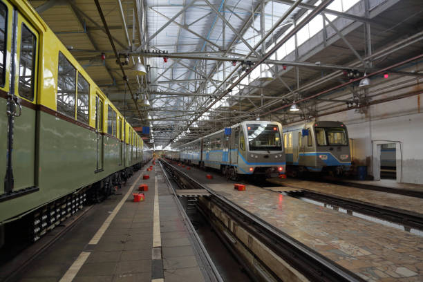 istock Subway repair depot 639920436