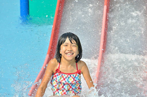 istock Japanese girl swimming 639946930